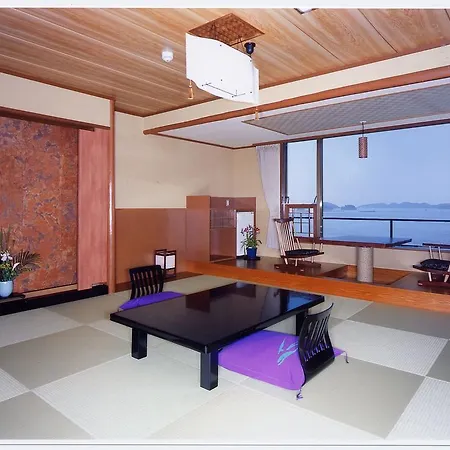 Toba Seaside Hotel Exterior photo