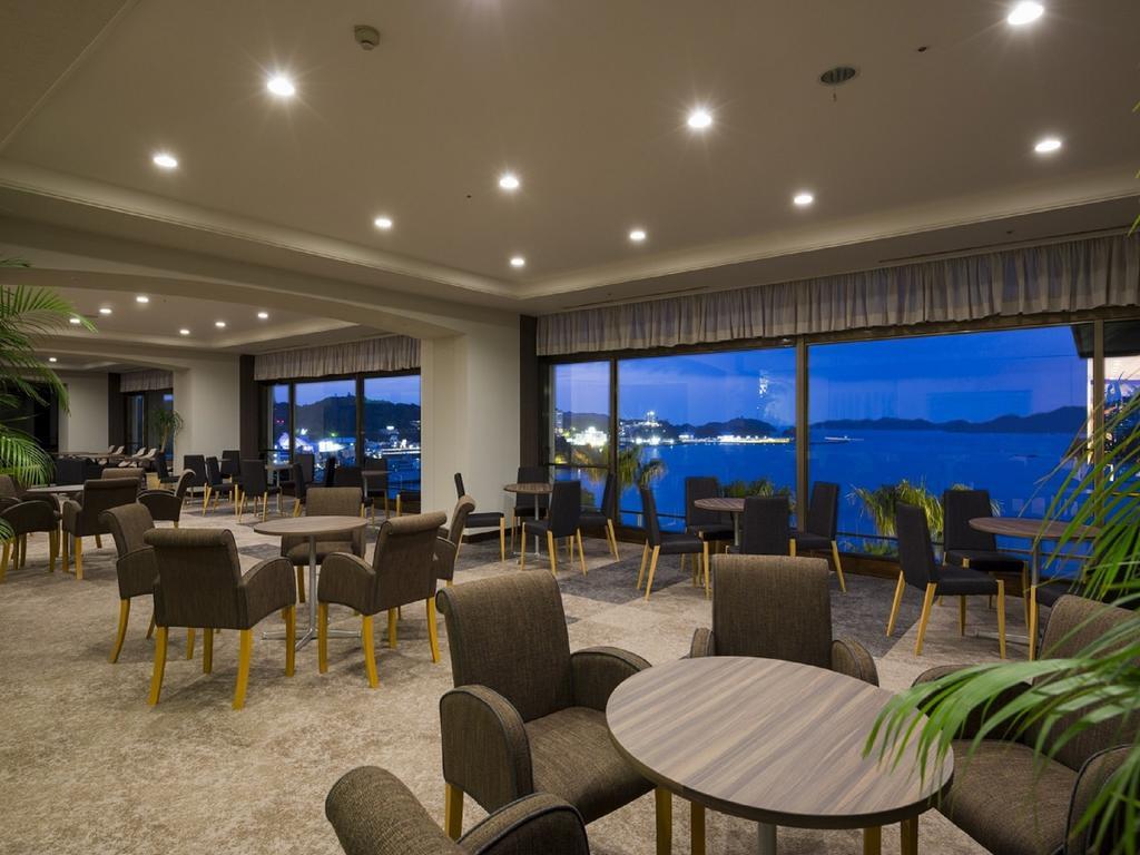 Seaside 4*